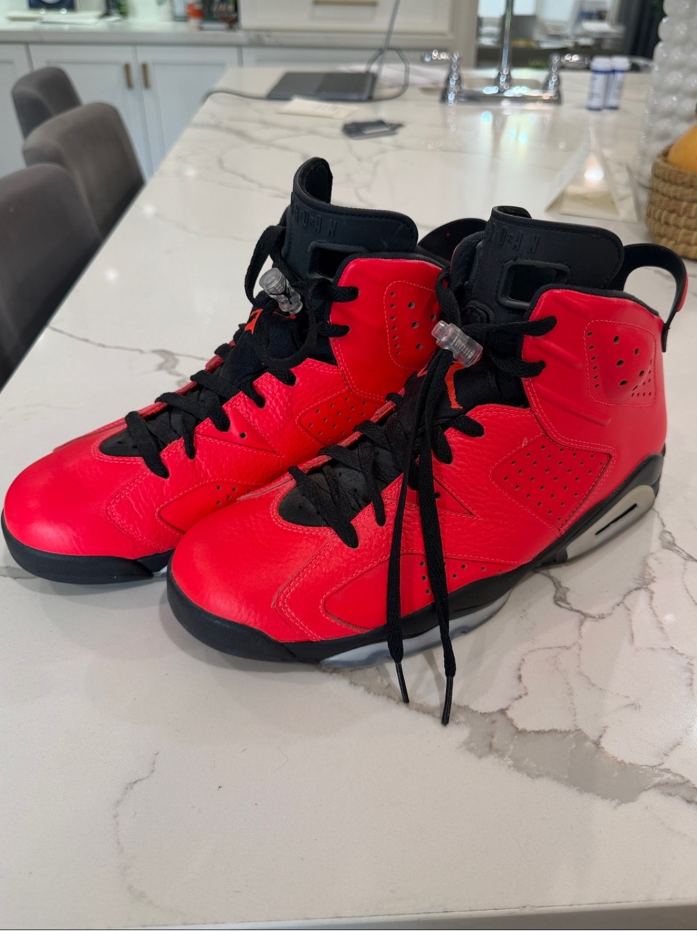 Nike Jordan 6 Retro Infrared 23